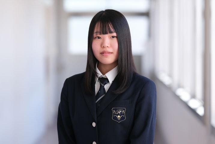 中井 紗彩